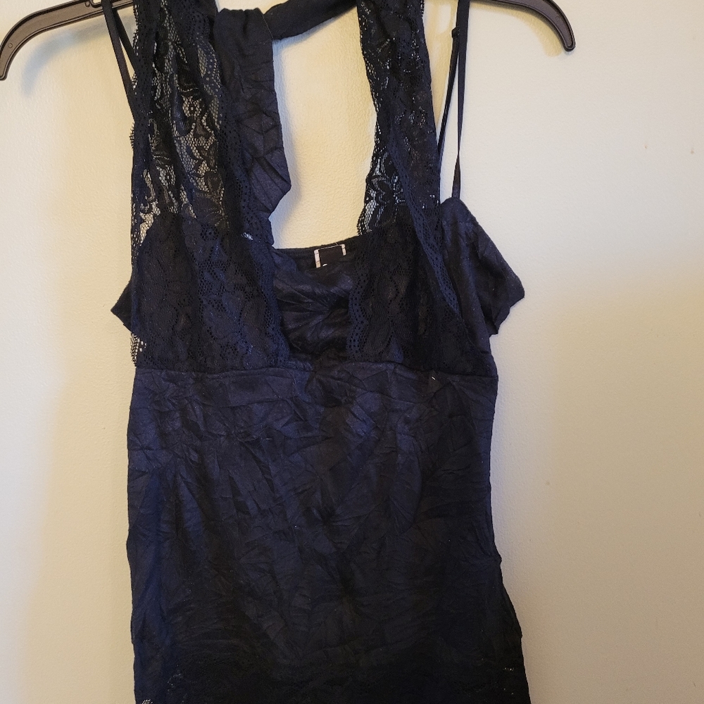 Windsor Lace overlay halter tank top Size L